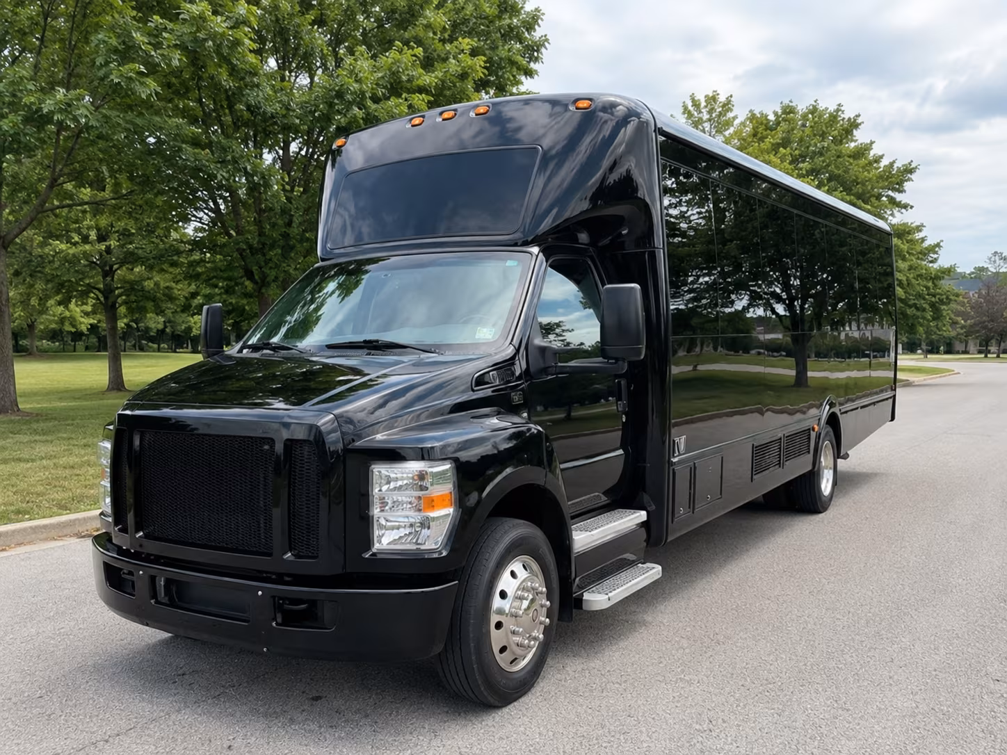 rent a durham prom party bus or charter bus today
